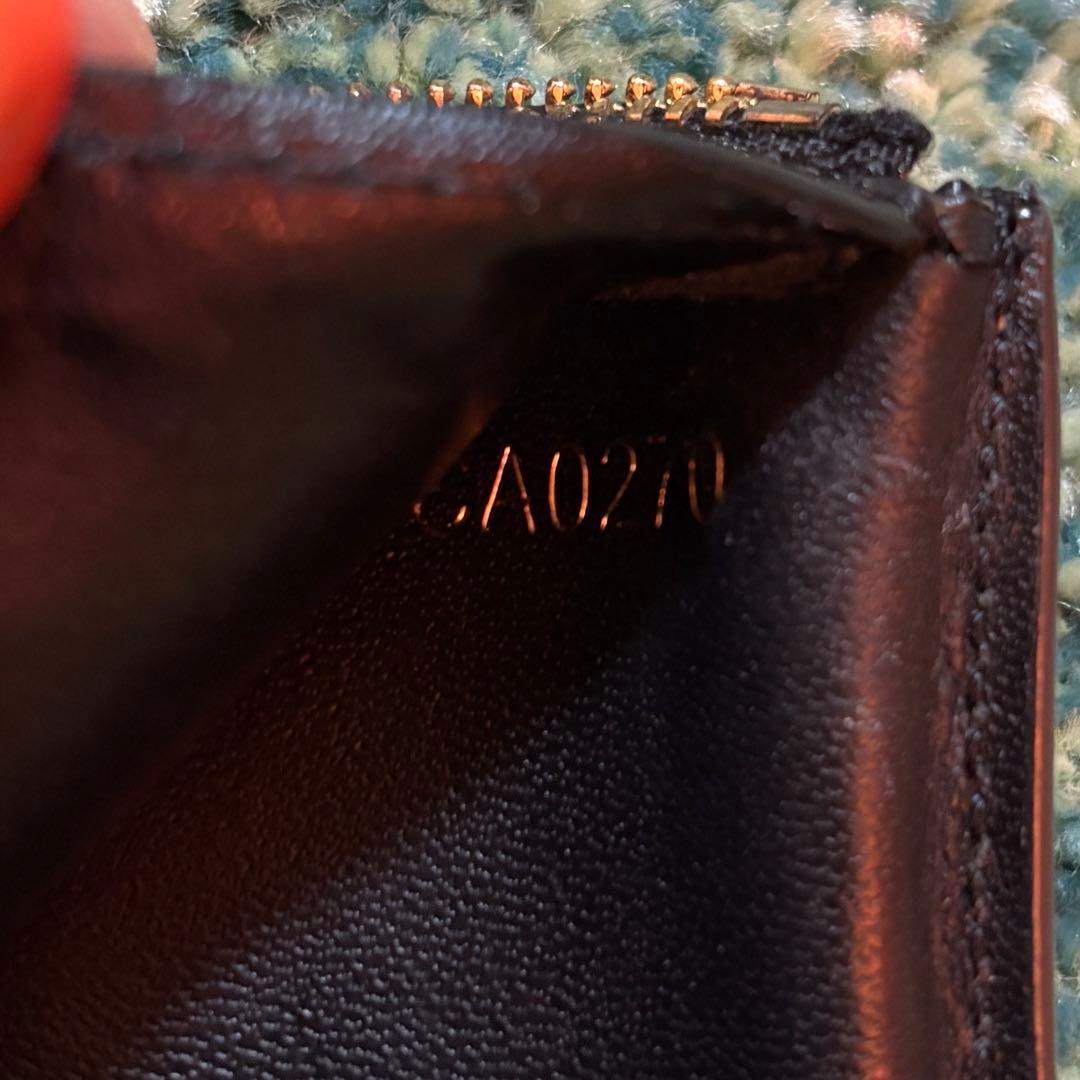 Louis Vuitton ポルトフォイユ・ドーフィーヌ　コンパクト