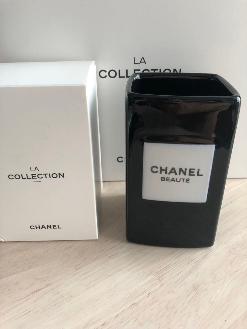 新品未使用　CHANEL シャネル ノベルティ メイク ブラシスタンド　ペン立て
