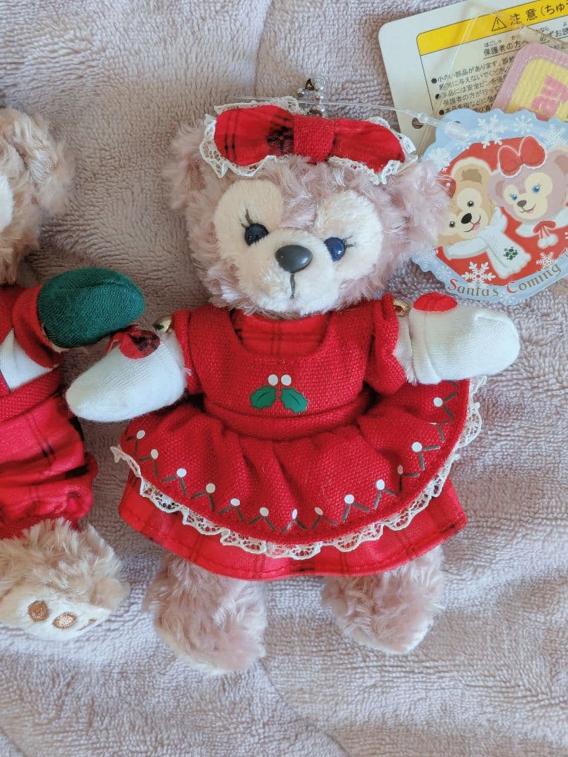 2013年　クリスマス　ダッフィ シェリーメイ　ぬいぐるみバッジ