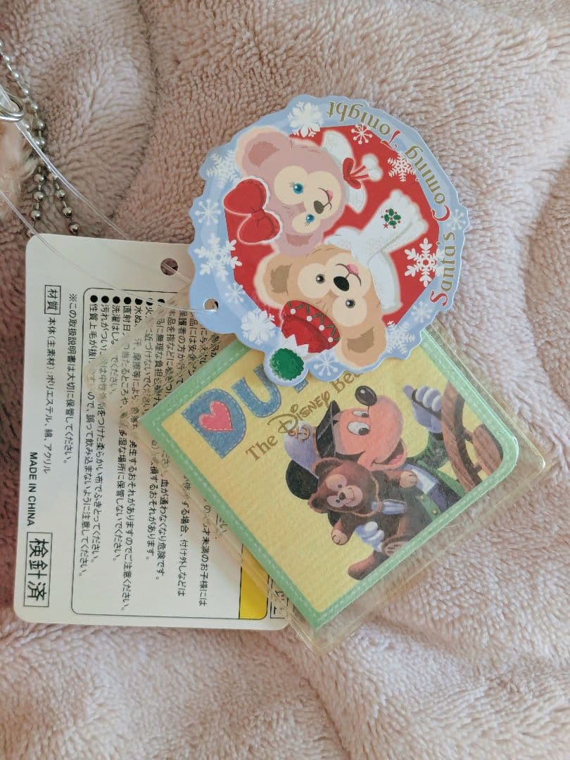 2013年　クリスマス　ダッフィ シェリーメイ　ぬいぐるみバッジ