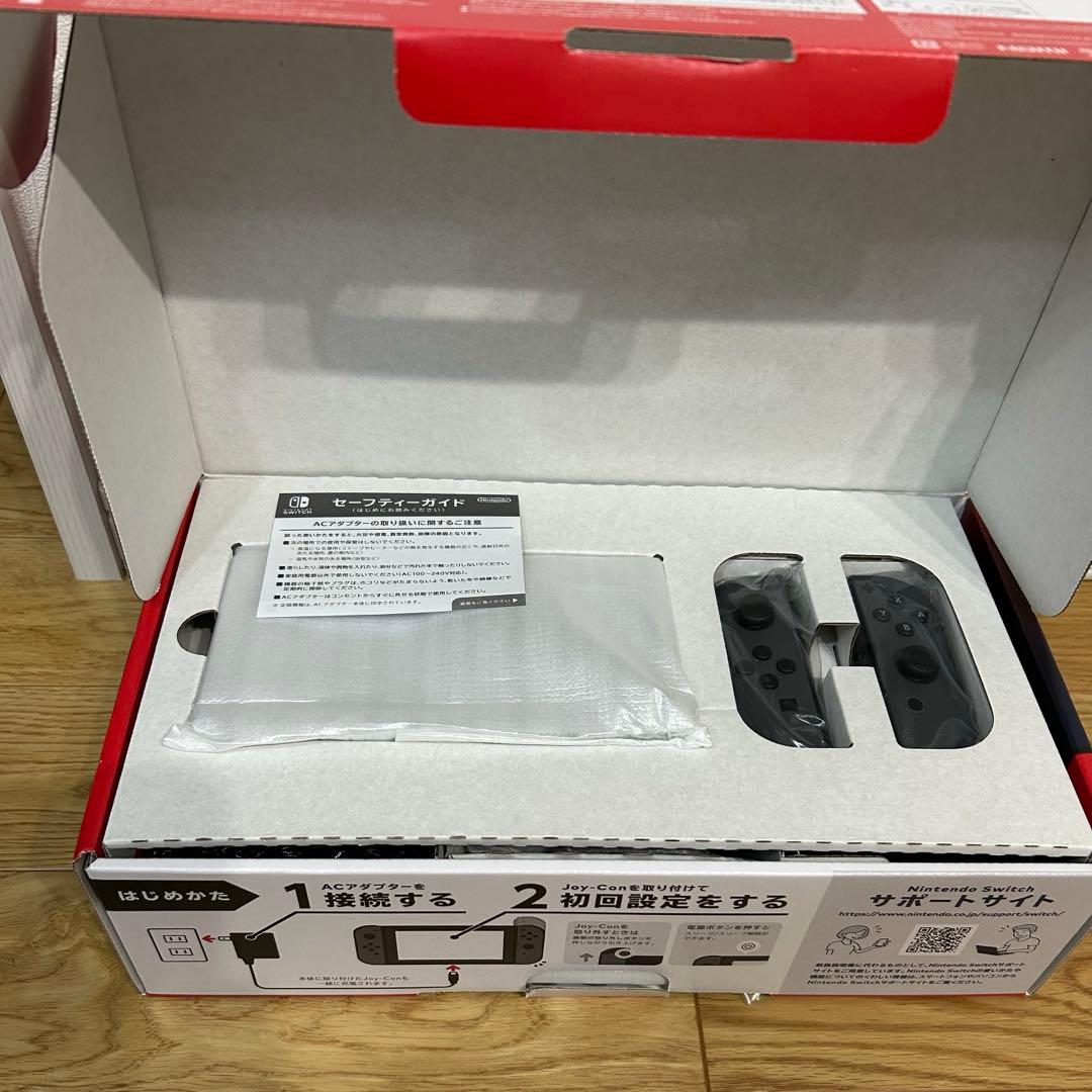 2021年購入　Nintendo Switch 本体 グレー 付属品完備