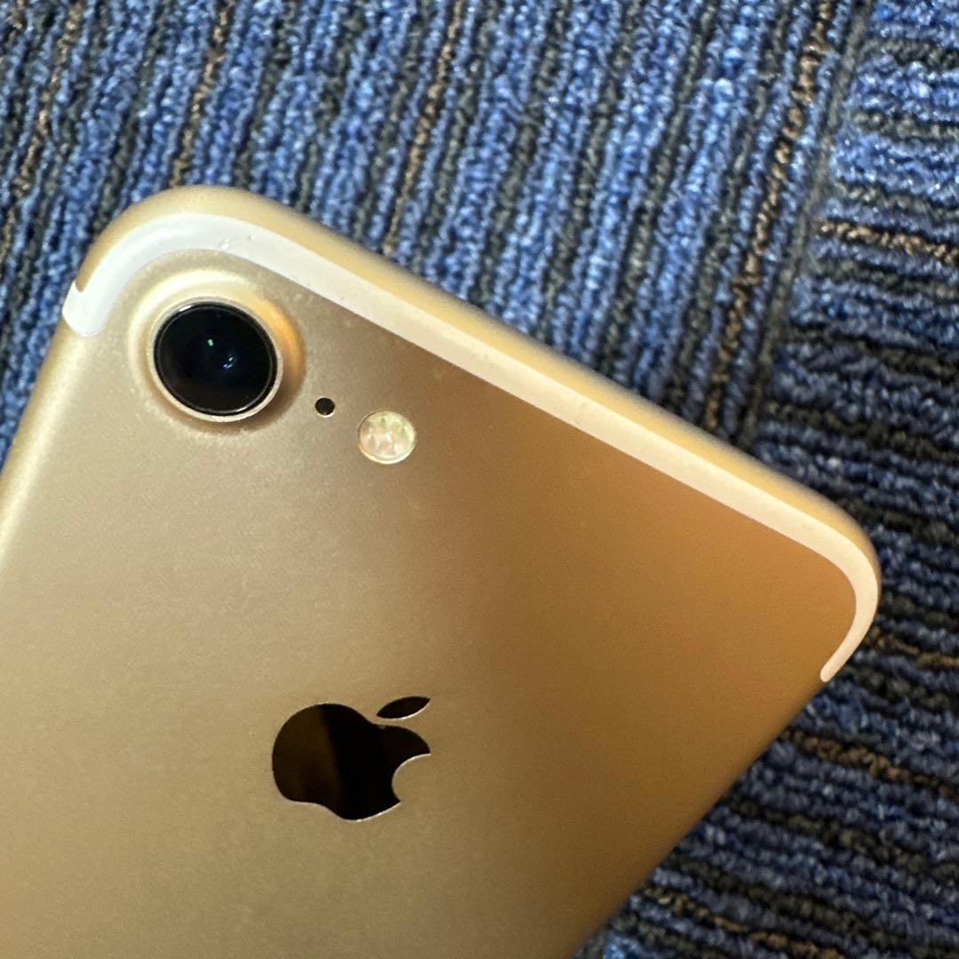 iPhone 7 32GB バッテリー82%