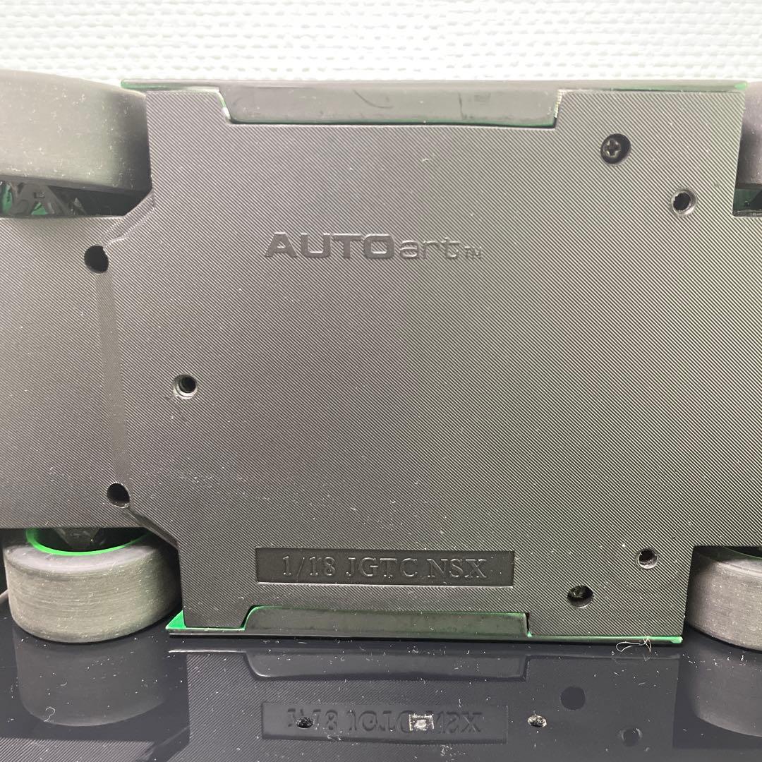 TAKATA nsx 1/18 モデルカー　autoart ショーケース付き