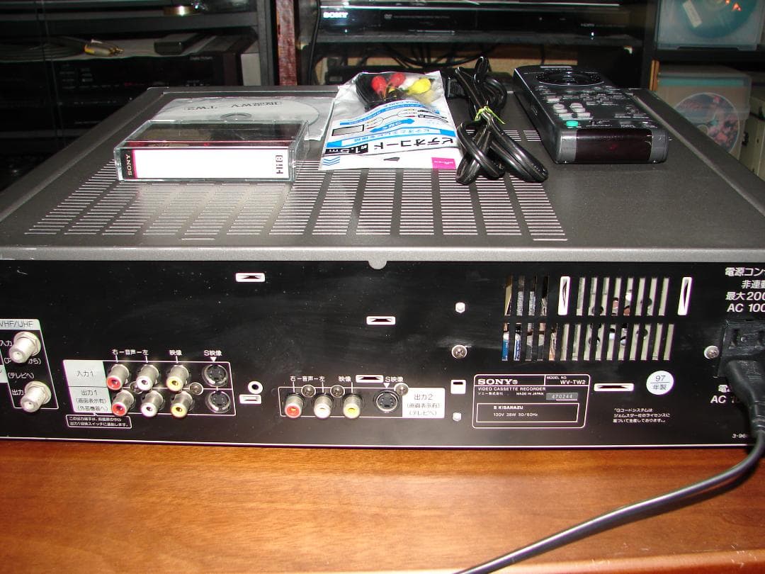 ●SONY　HI8/VHS　Wデッキ　WV-TW2●メンテ済動作品●代用リモ付き