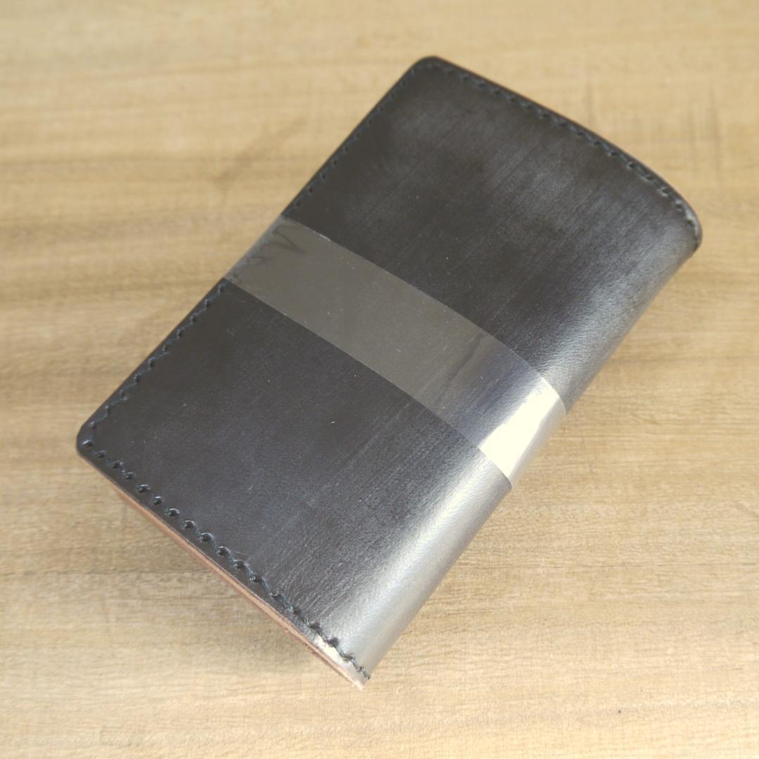 ヌメ革　UKブライドルレザー　セドウィック社　ミドルウォレット　二つ折り　こげ茶