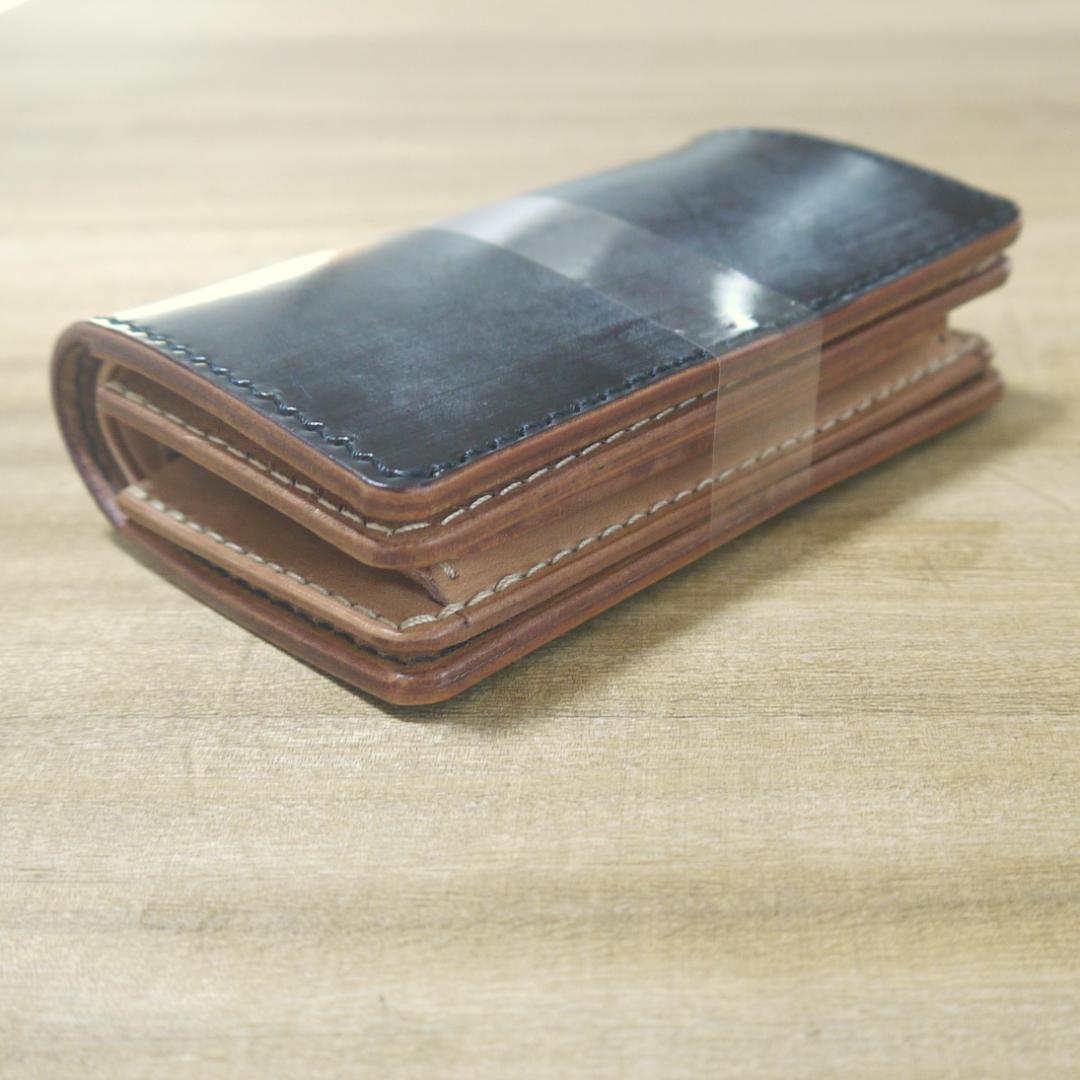 ヌメ革　UKブライドルレザー　セドウィック社　ミドルウォレット　二つ折り　こげ茶