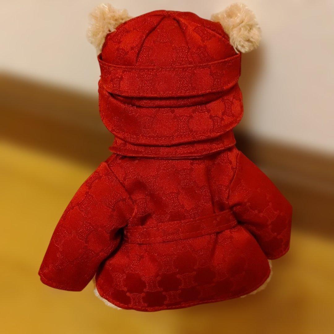 セリーヌ　　セリーヌのレッドコートベア