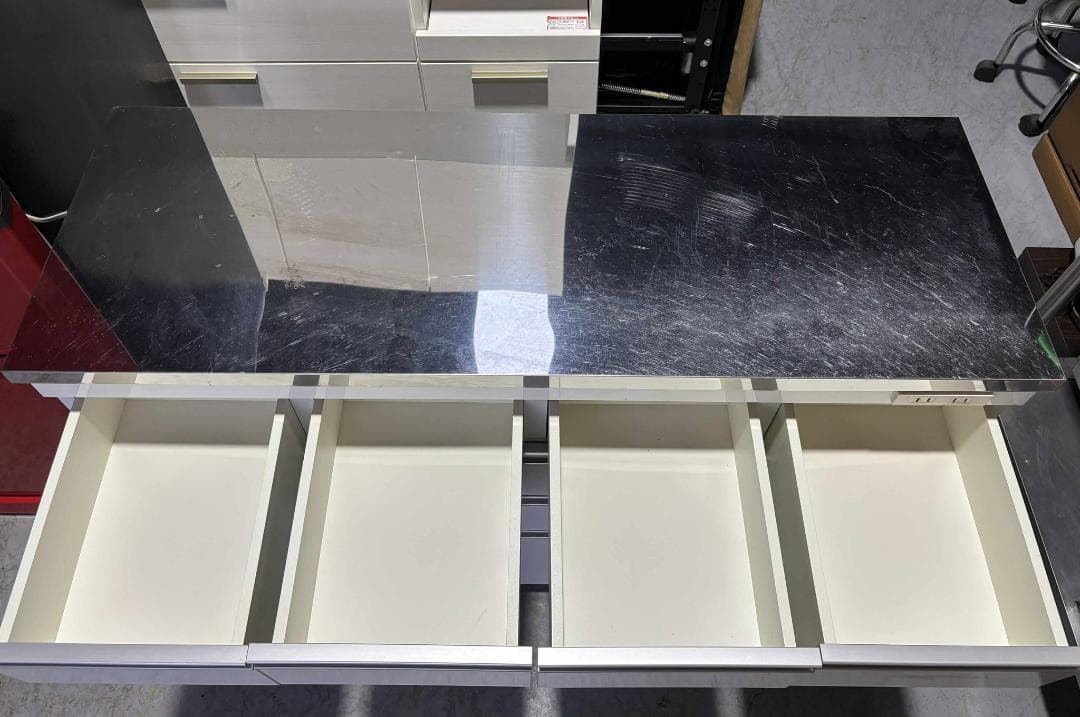 りん 昇光家具のステンレストップキッチンカウンターコンセントキャスター付き