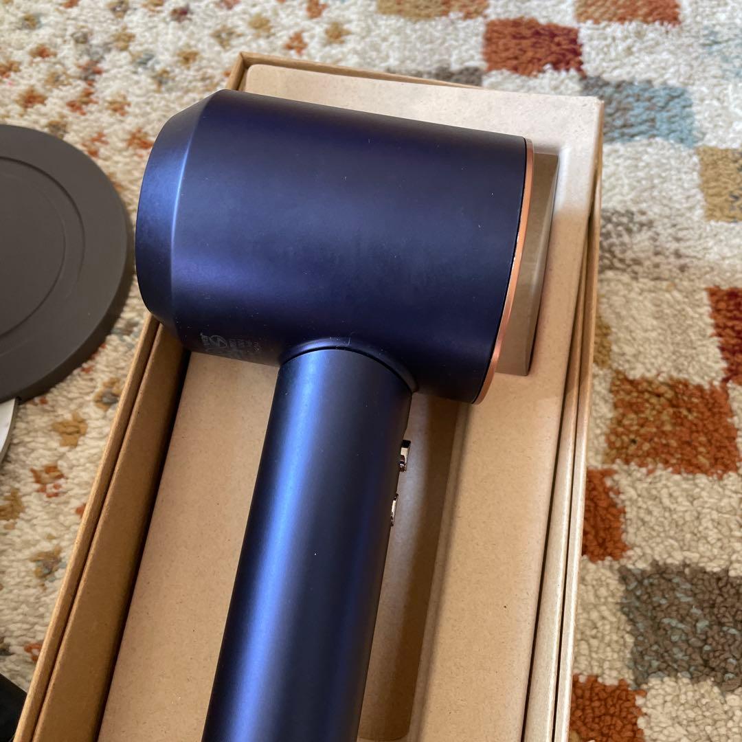 ダイソン dysonドライヤー hd08 スタンド付き