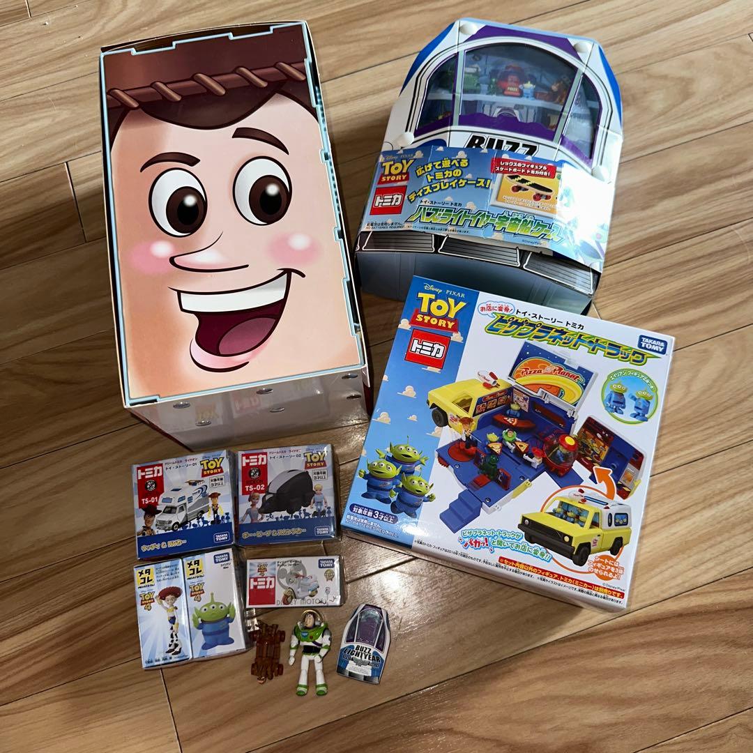 新品同様トイストーリー　トミカセット　アンディルーム　・ピザプラネットトラック