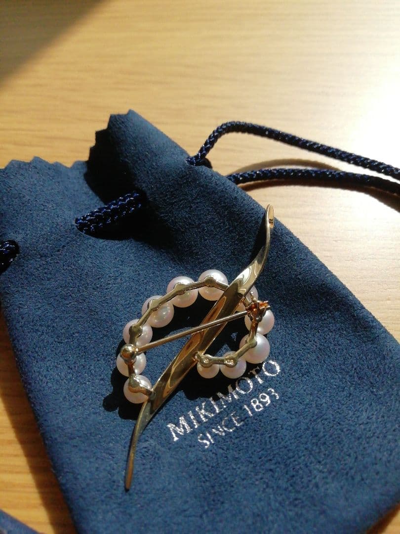 ミキモトブローチk18イエローゴールド愛子様着用✾問い合わせ殺到完売品