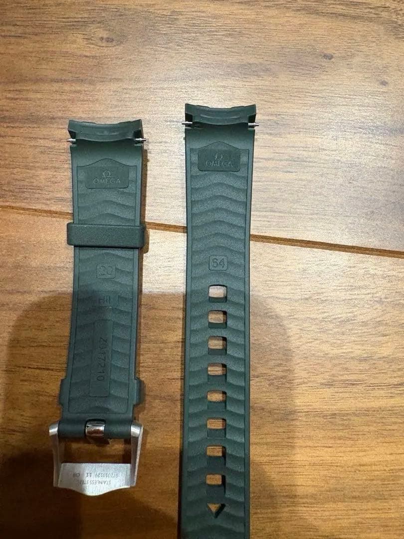 美品！OMEGA シーマスターダイバー300m 純正ラバーベルト グリーン