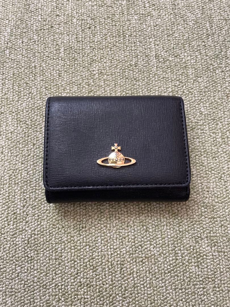 モ*️様 ヴィヴィアンウエストウッド　財布　三つ折り