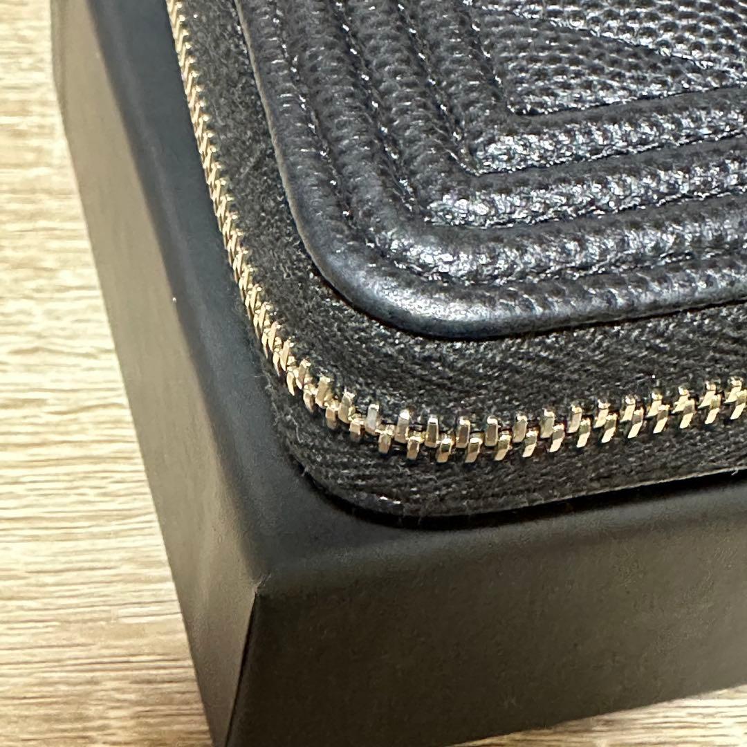 CHANEL ボーイズシャネル　ケース　G金具　キャビアスキン