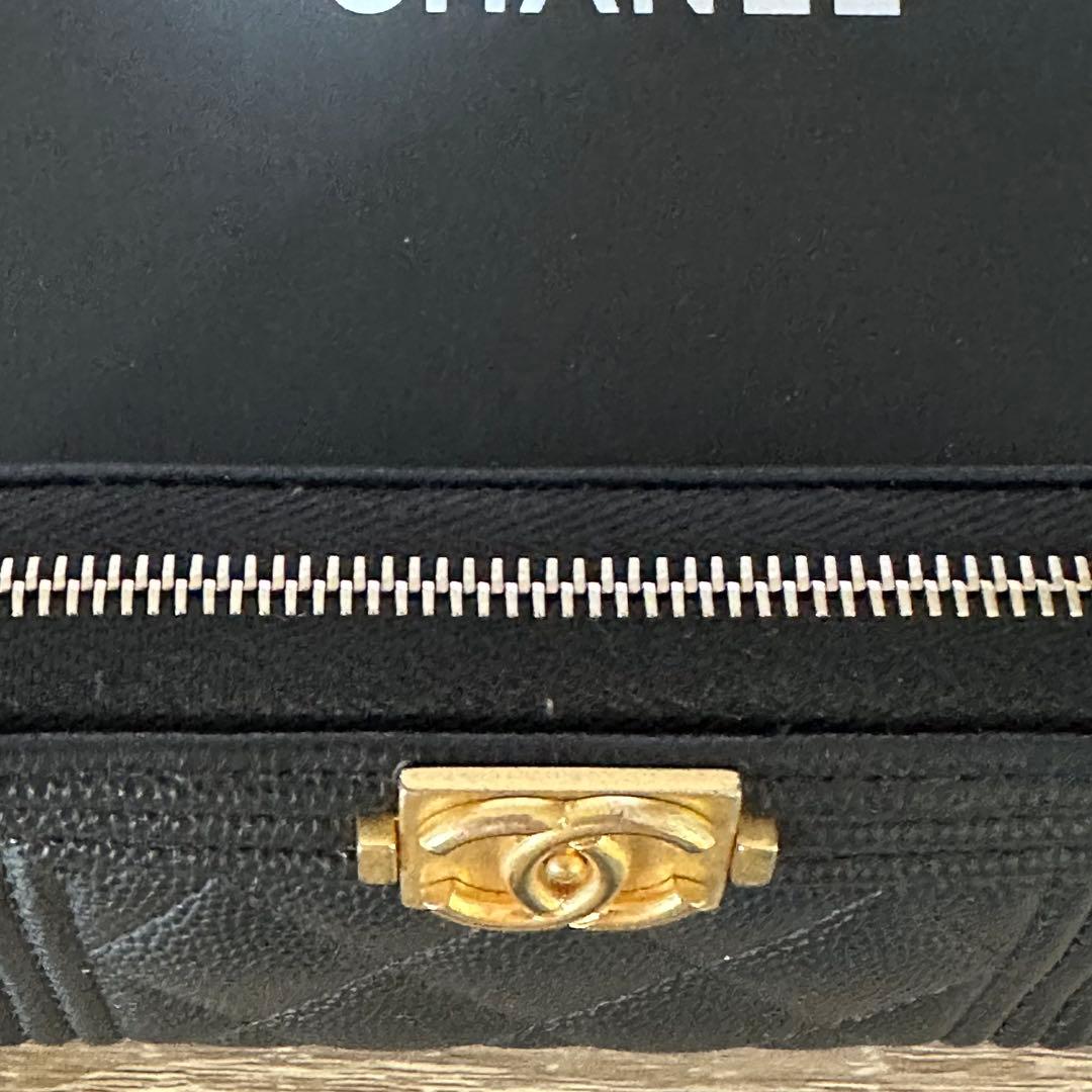 CHANEL ボーイズシャネル　ケース　G金具　キャビアスキン