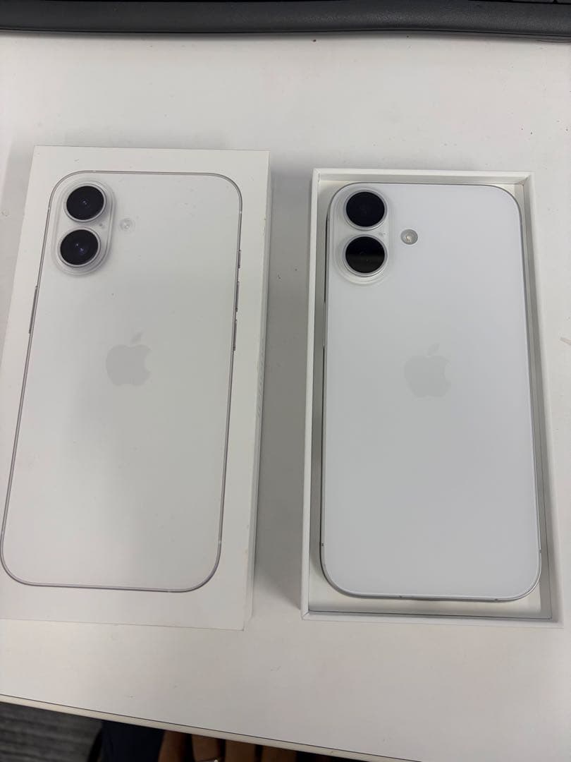 美品　Apple iPhone16 ホワイト 箱付き　128GB