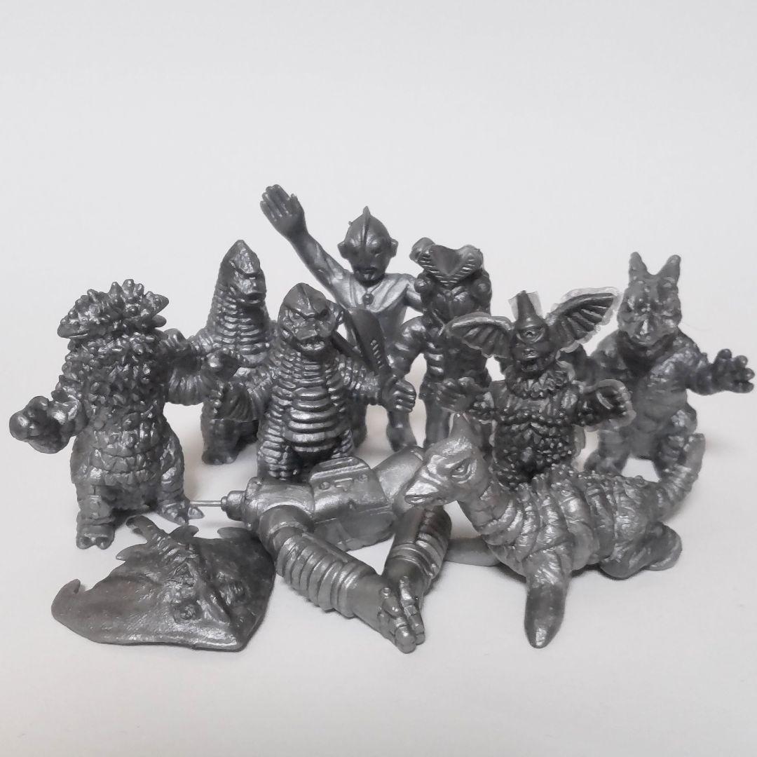 ぐんじょうさん用★コレ338,347　ウルトラマン怪獣消しゴム