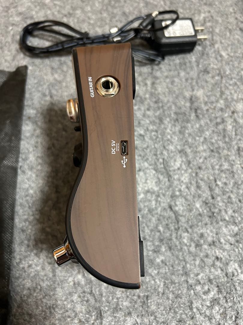 ZOOM AC-2 アコースティックギター用プリアンプ