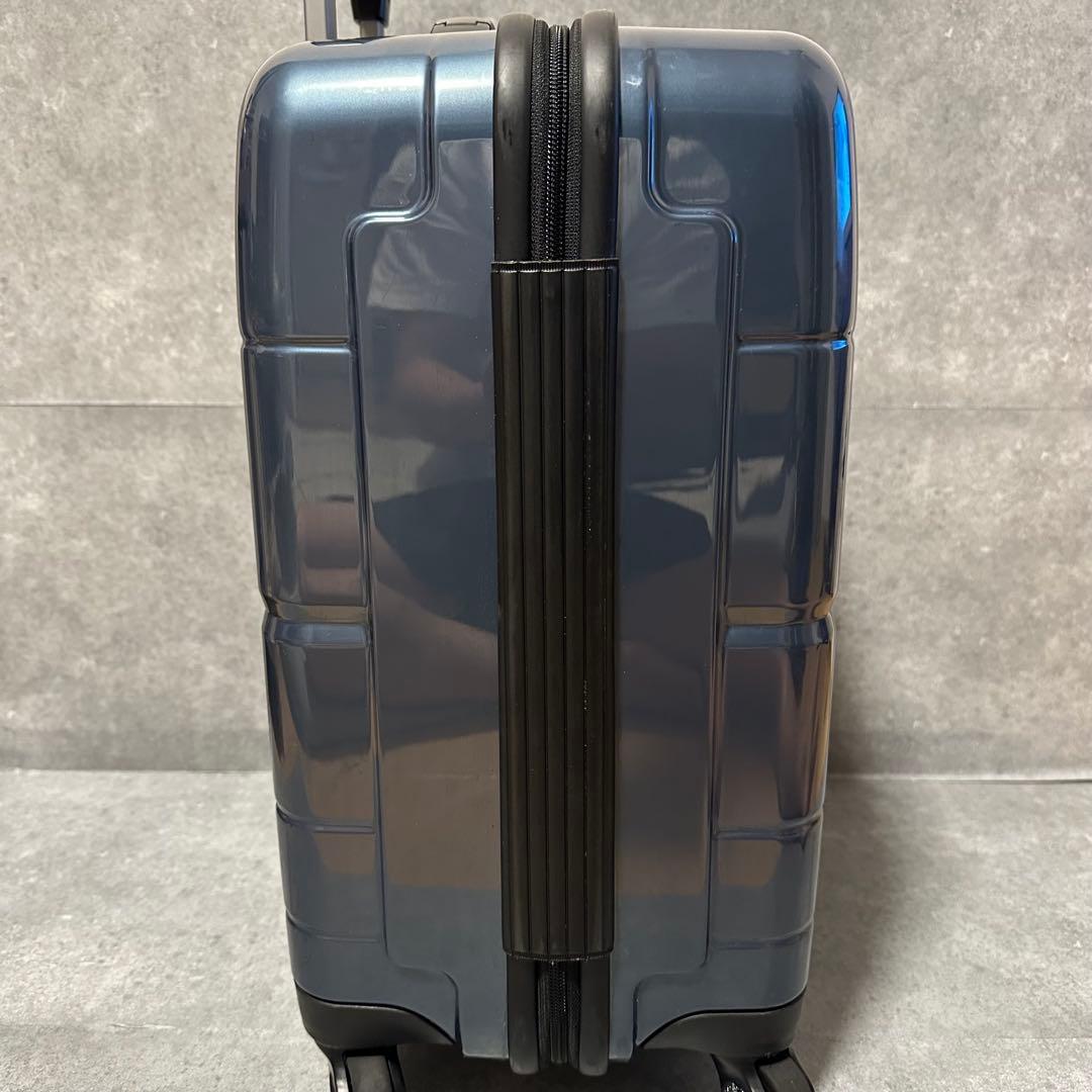 プロテカ　キャリーケース　スタリア　機内持ち込み