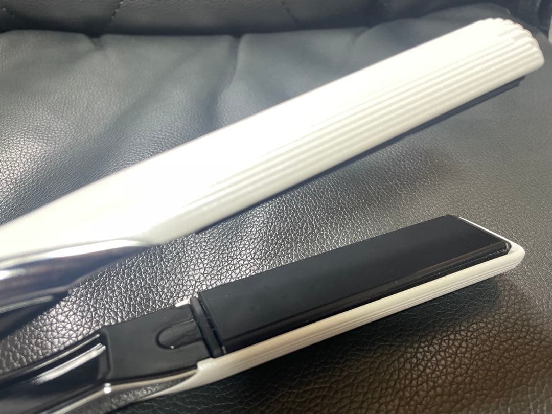 リファ ストレートヘアアイロン ホワイト