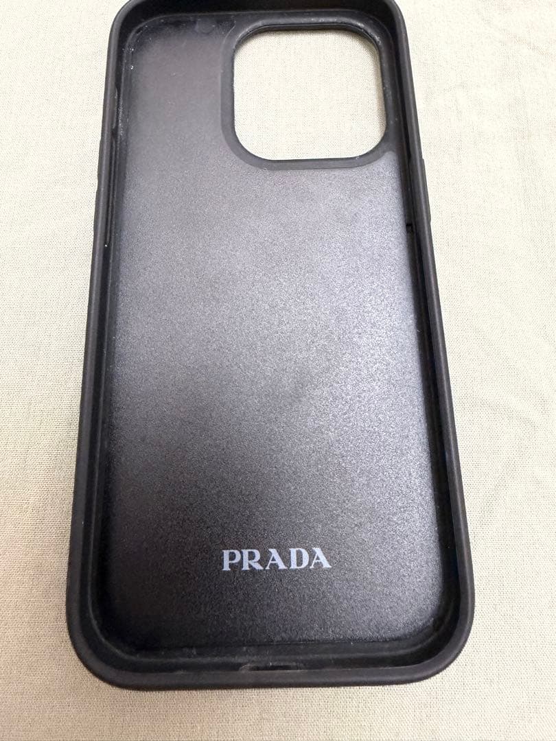PRADA iPhoneケース