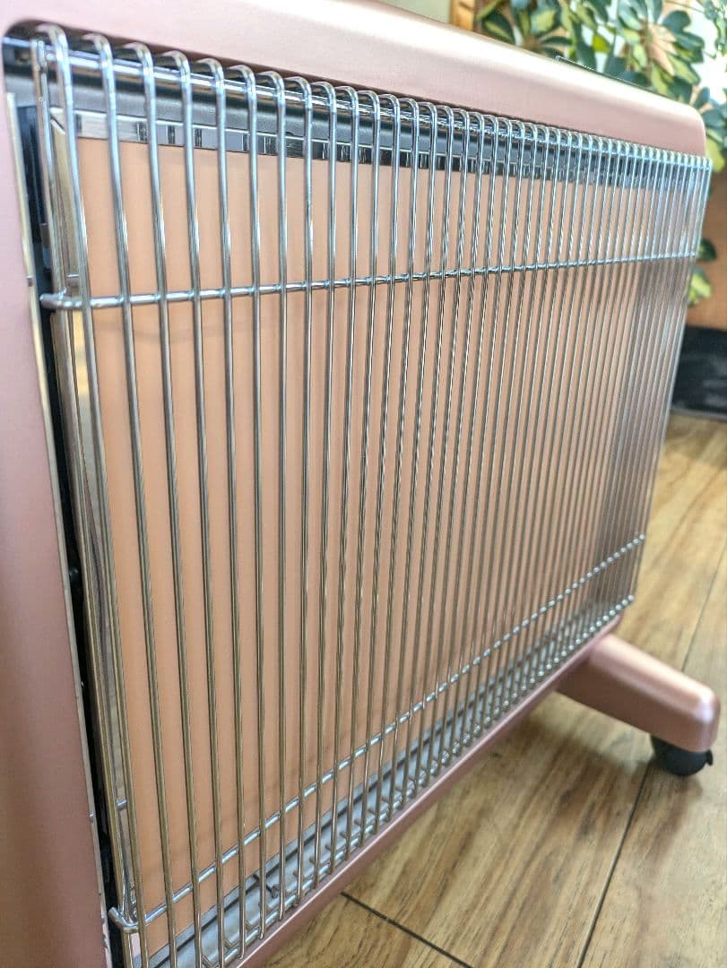 美品　サンルミエ E800L-TM3 タイマー付　遠赤外線暖房器　ピンク