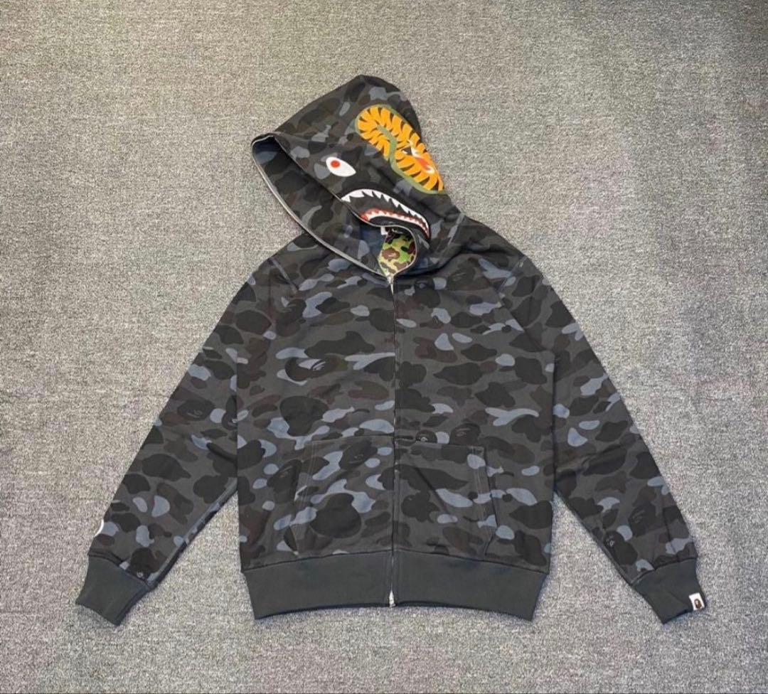 A Bathing Ape カモフラージュパーカー Mサイズ