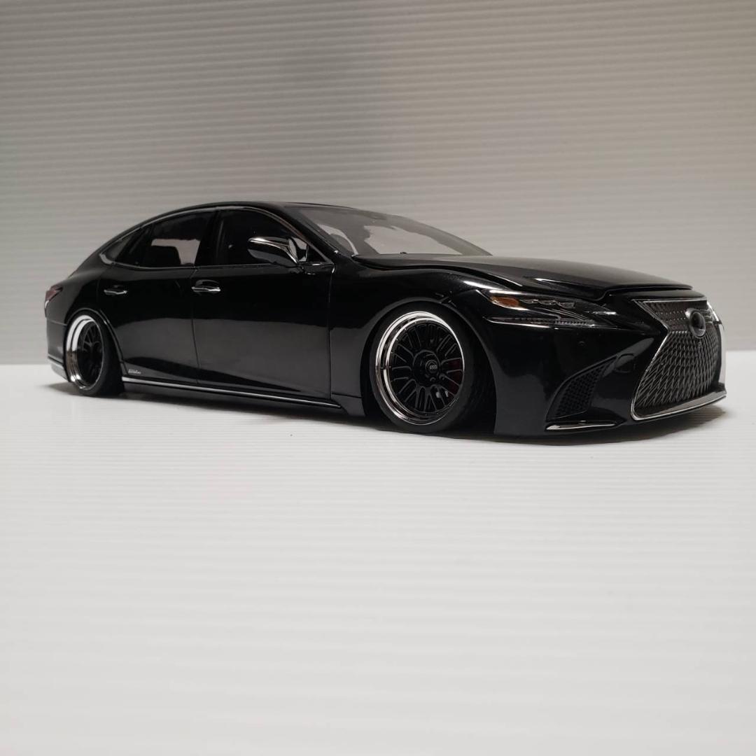 1/18　レクサス LS500h　カスタム