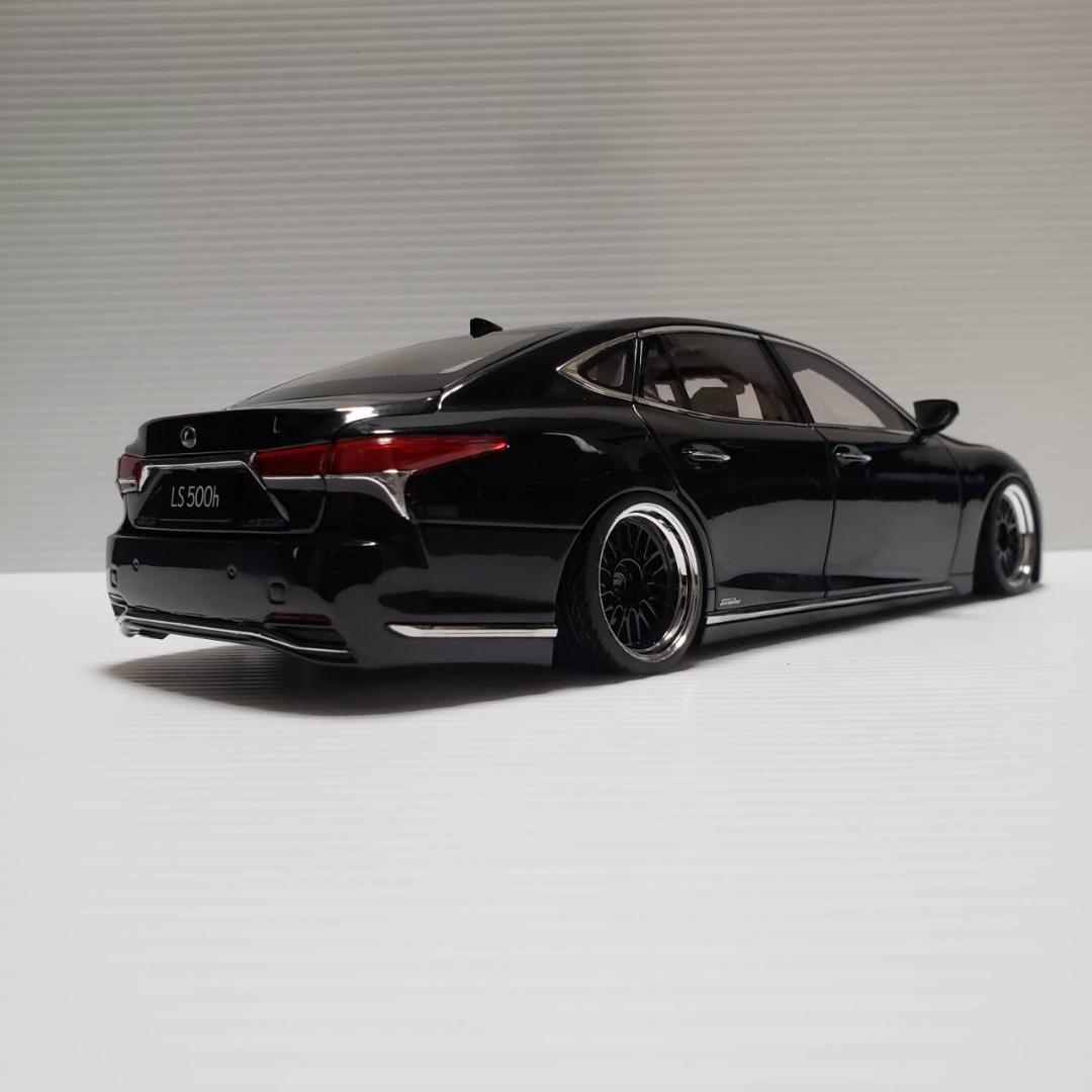 1/18　レクサス LS500h　カスタム