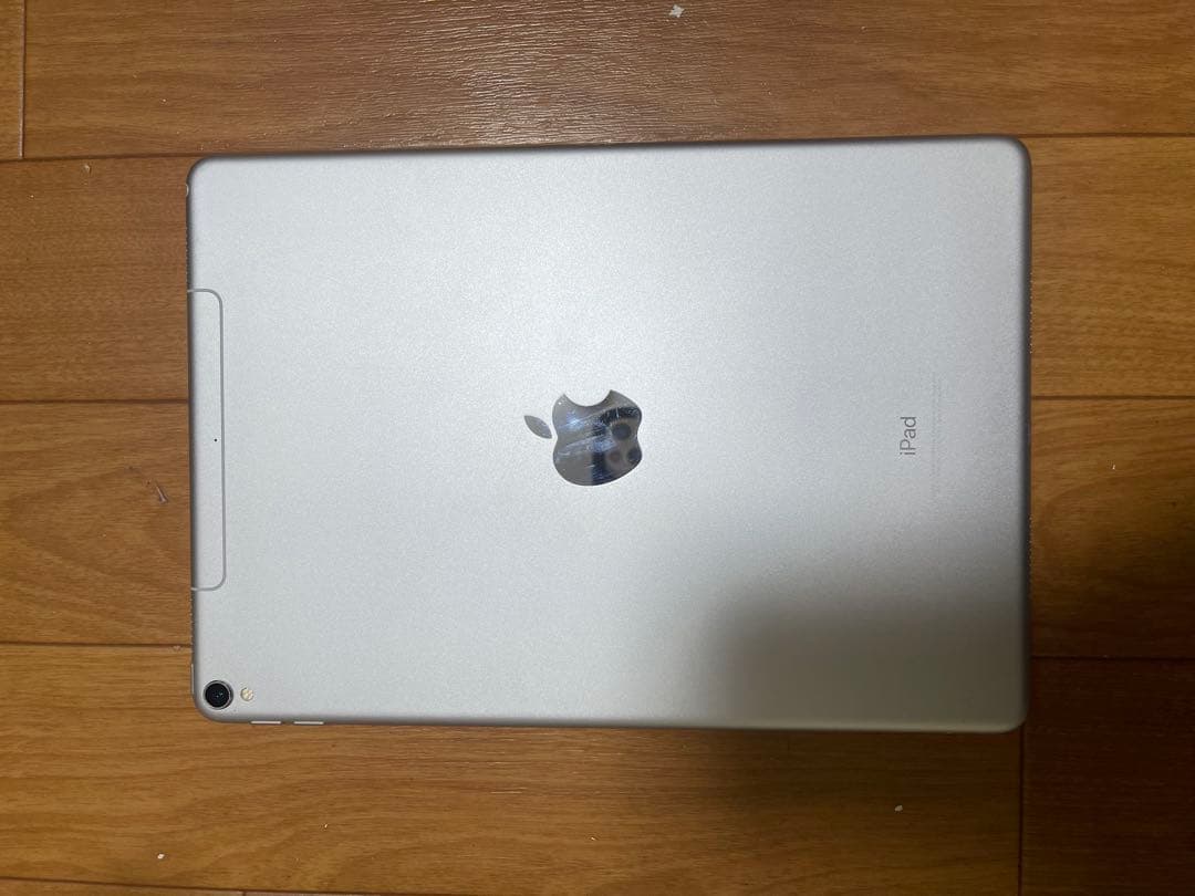 Apple iPad pro 10.5インチ256GB