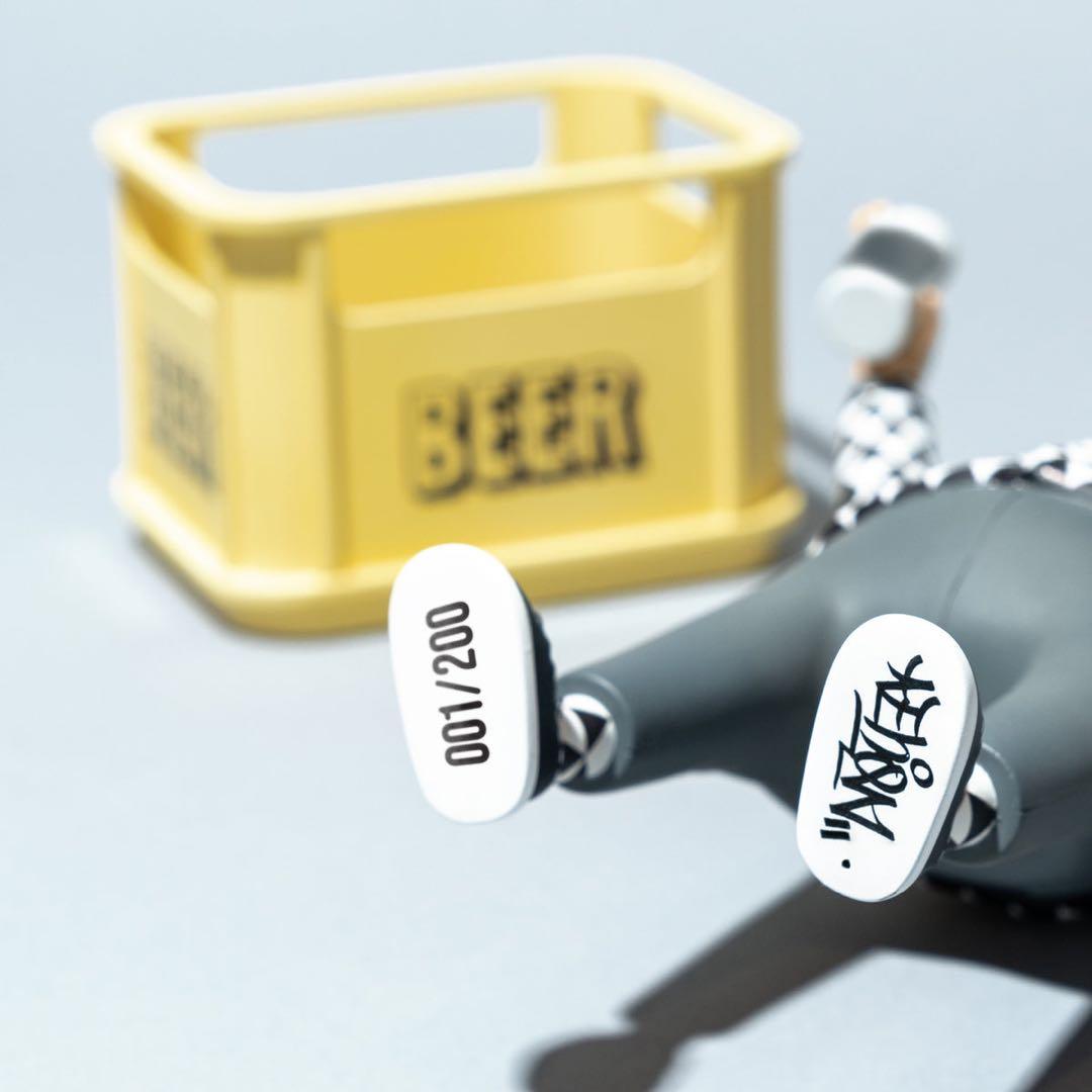 ESOW Night Shift ソフビ フィギュア 200体限定