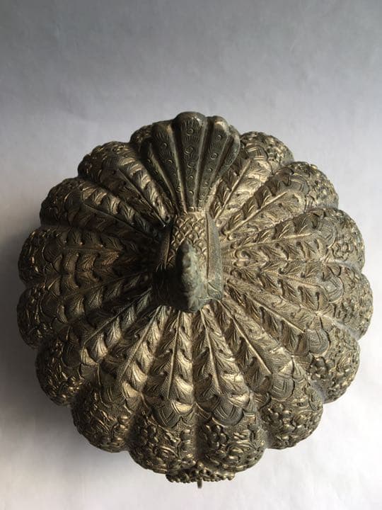 孔雀　タイ シルバー細工