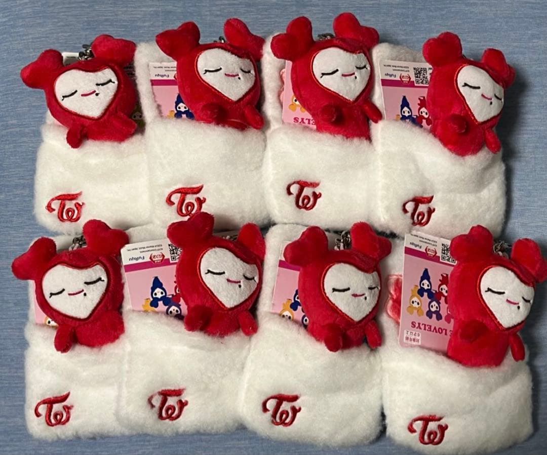 TWICE LOVELYS おふとんリールパスケース チェヨン 8個