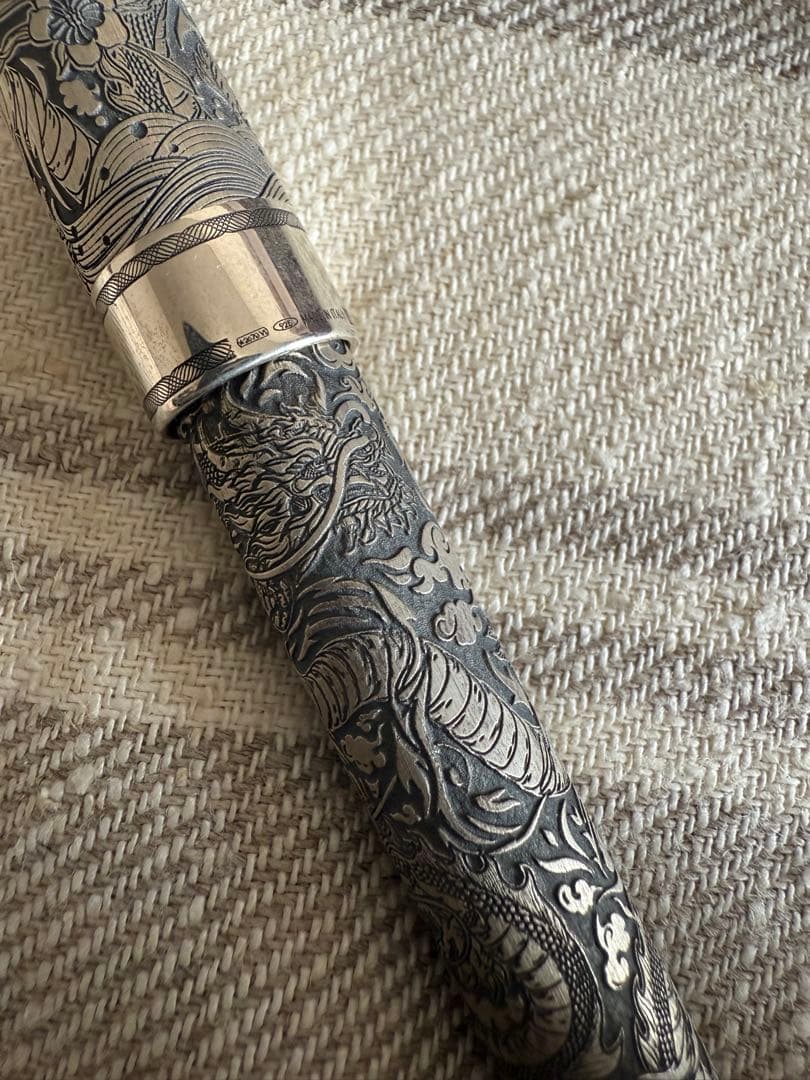 モンテグラッパ　万年筆限定品、龍と桜