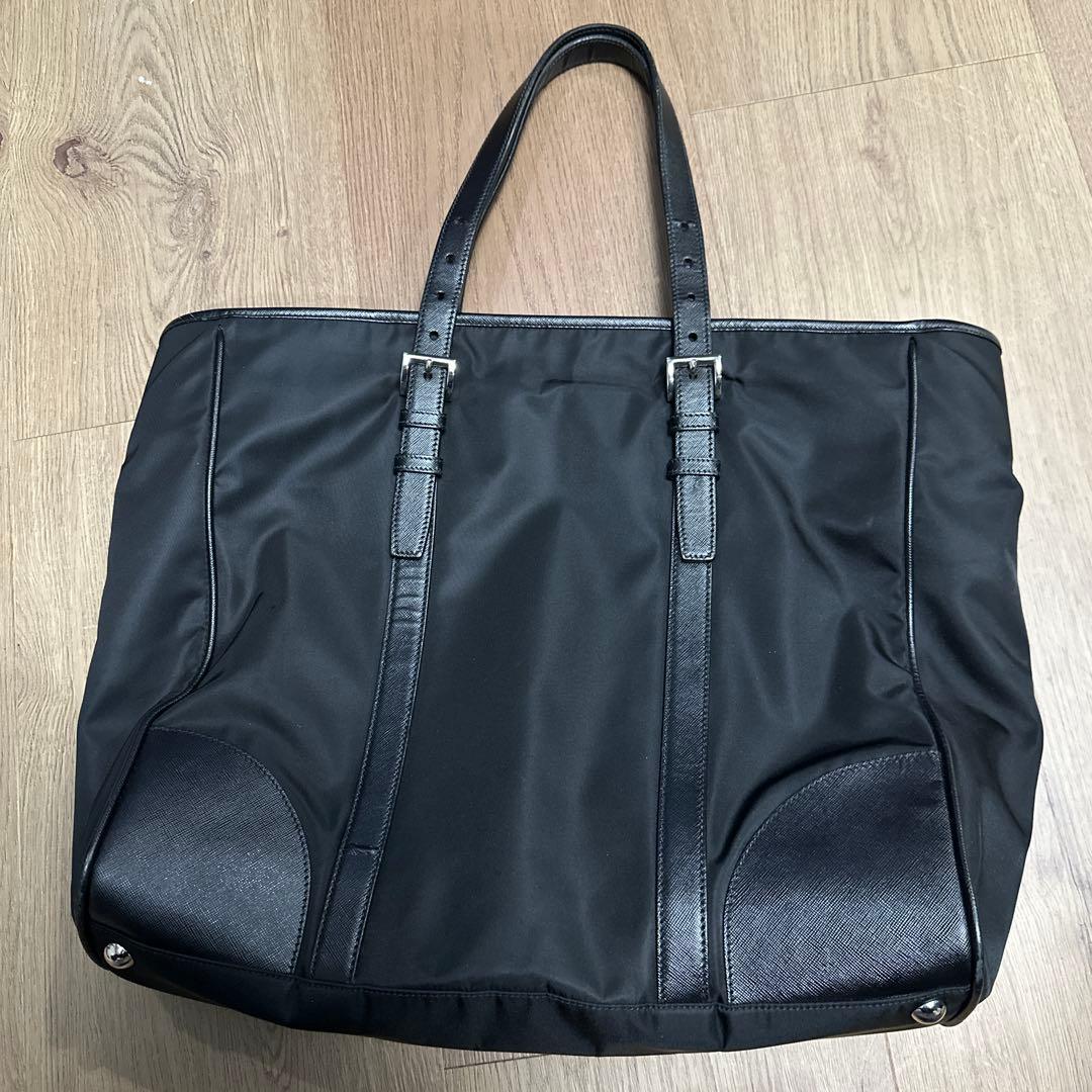 PRADA ブラック トートバッグ