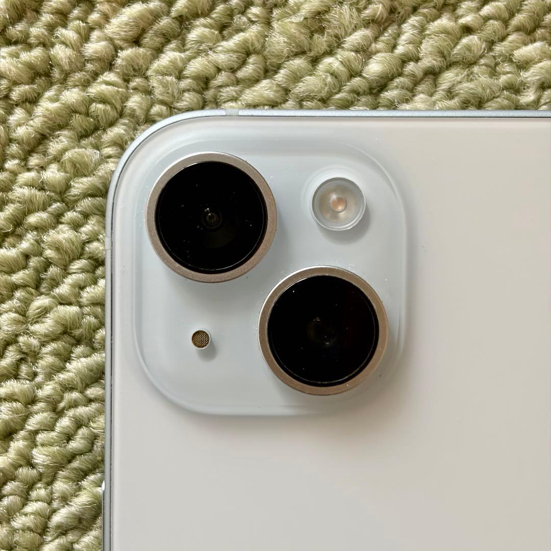 iPhone15 本体　256GB ブルー