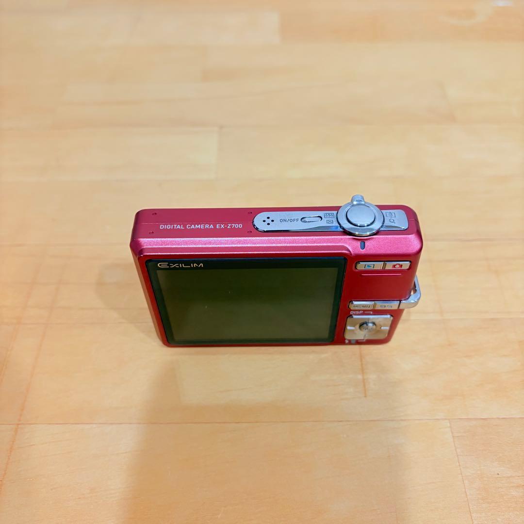 CASIO EXLIM EX-Z700 カシオ　コンデジ　レッド