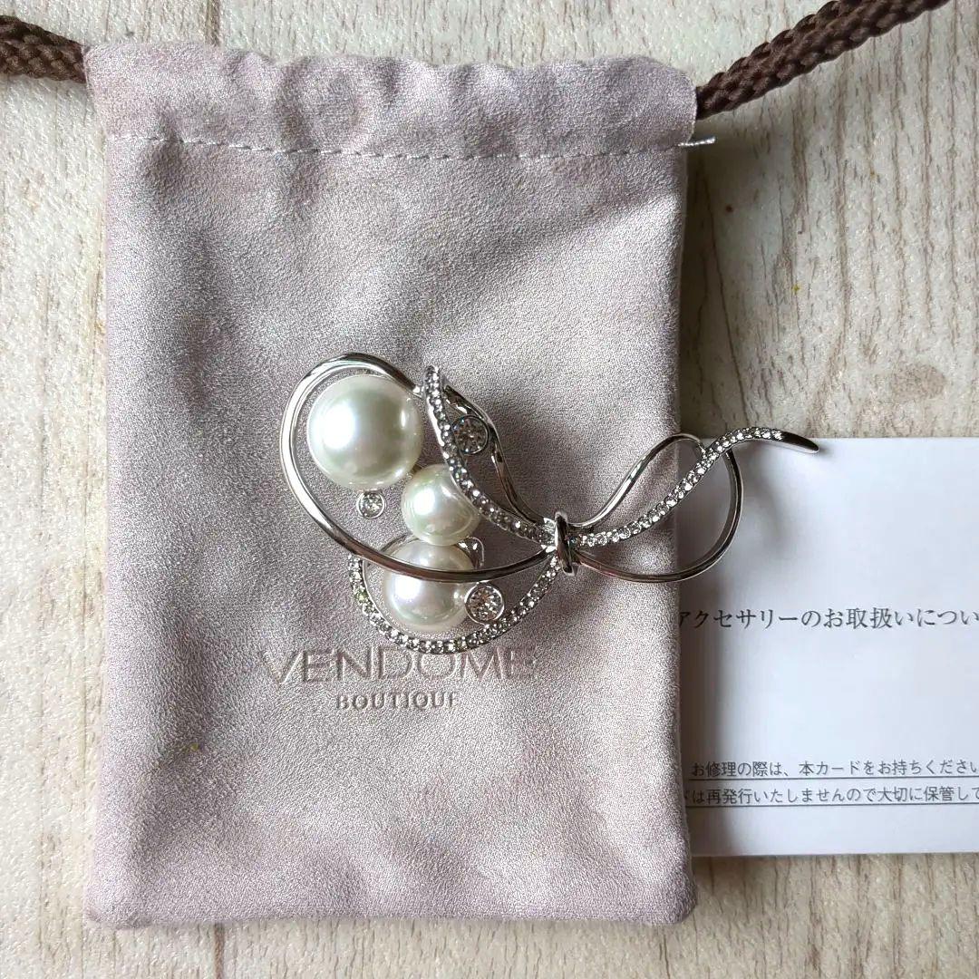 VENDOME BOUTIQUE 貝パール ブローチ ヴァンドームブティック
