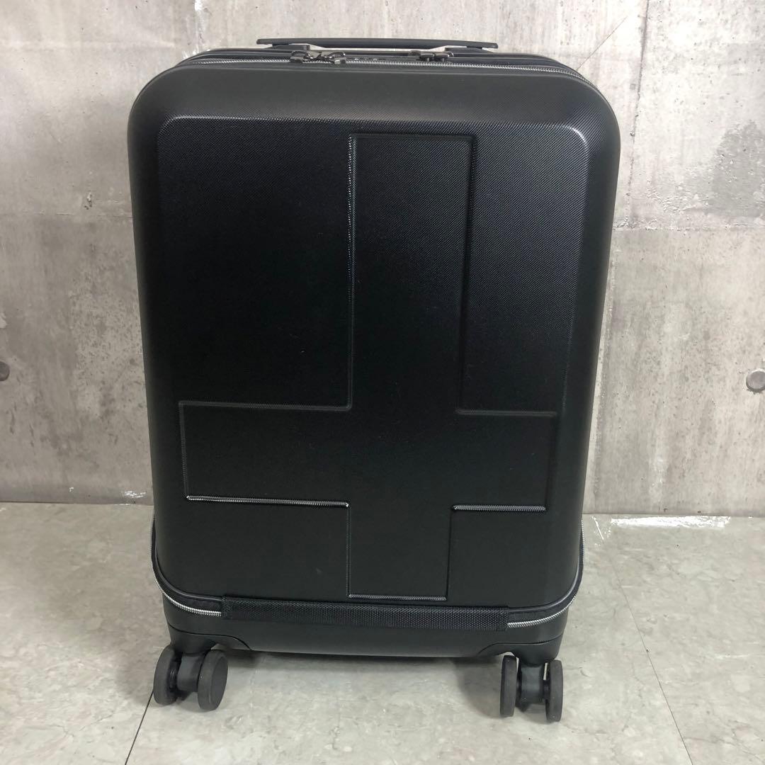 innovator　スーツケース　ブラック　TSAロック　軽量　約30L