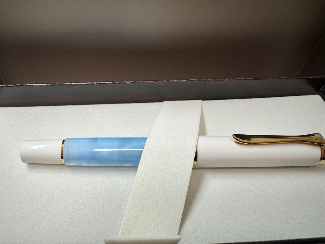 【新品】ペリカン classic200（2023年限定)パステルブルー M