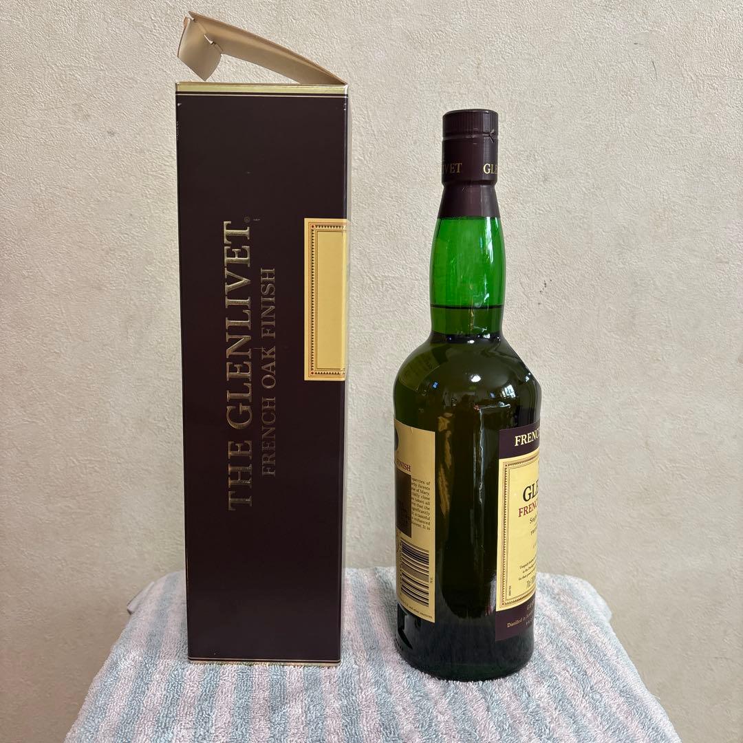 [値下げ‼️新春セール]グレンリベット12年　フレンチオーク　70cl 40%