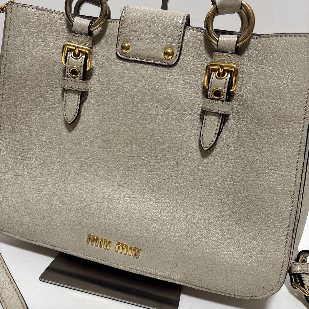 miumiu ミュウミュウ ハンドバッグ マドラス レザー ベージュライトグレー