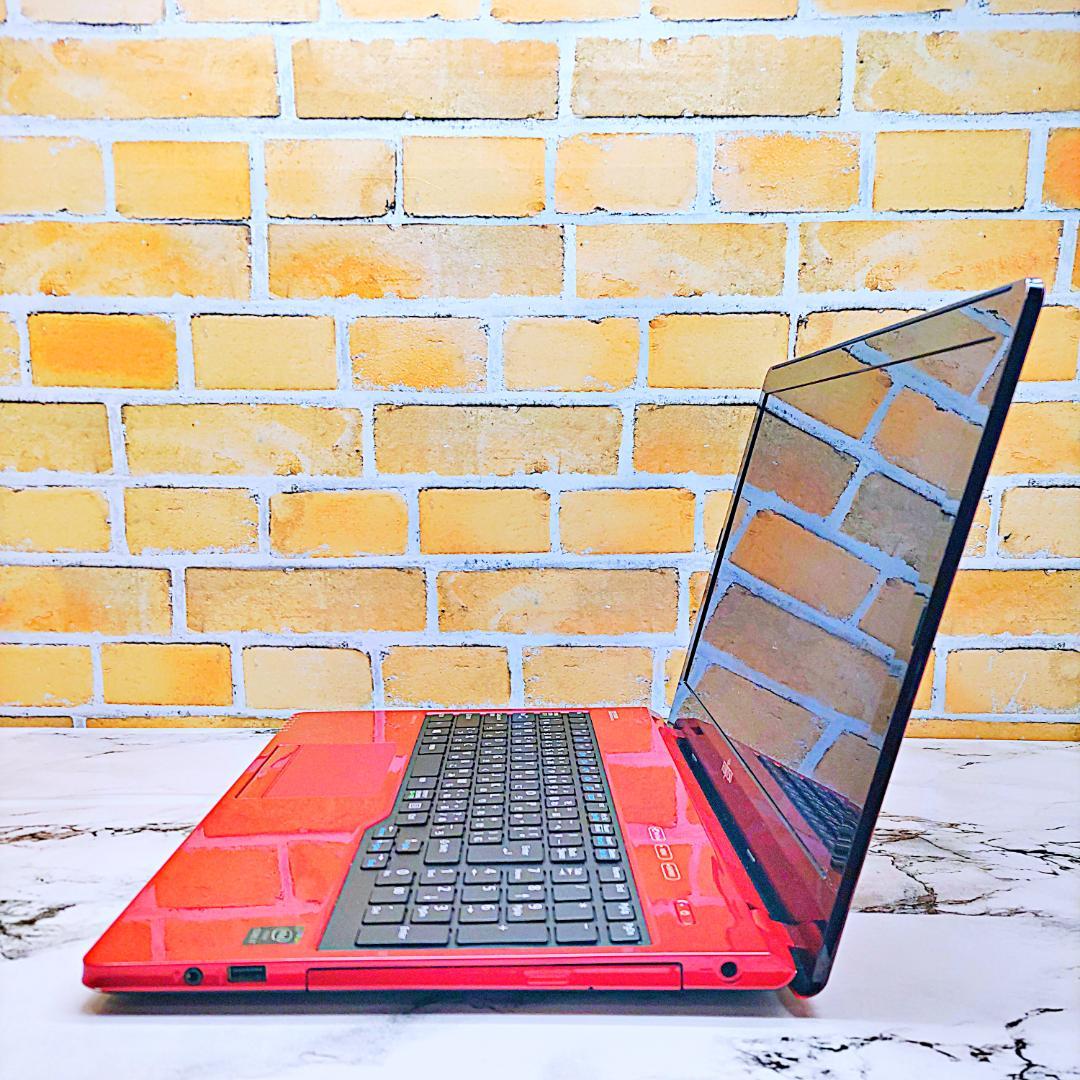 美品❣️最強i7搭載ノートパソコン❤️爆速SSD❤️メモリ8G✨ハイスぺ☘️