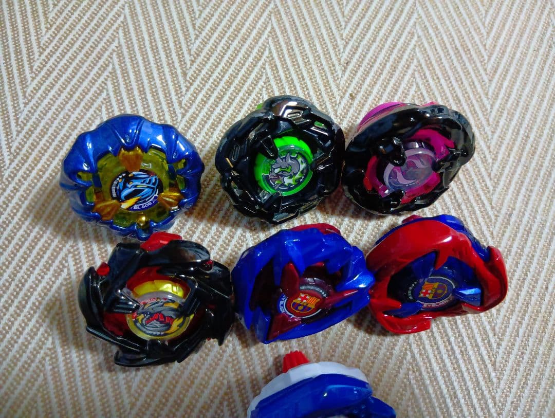 11/29 ベイブレードx メタルコート　　シャークエッジ　ベイブレード