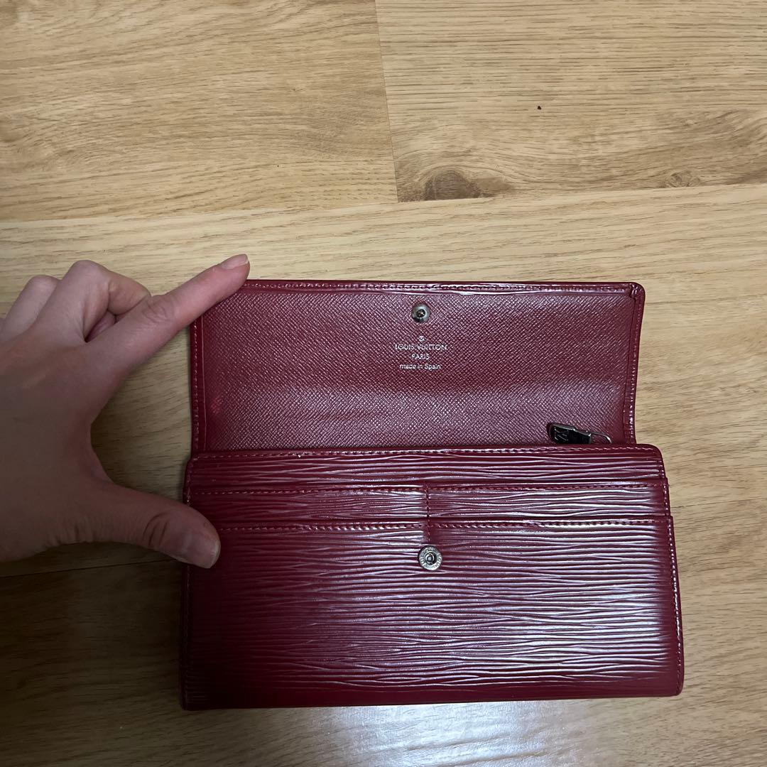 ルイヴィトンエピ長財布