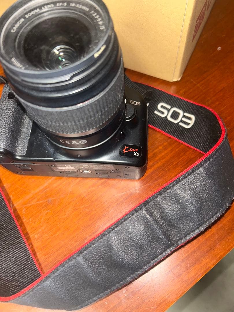 Canon EOS Kiss X3 デジタル一眼レフカメラ　動作未確認