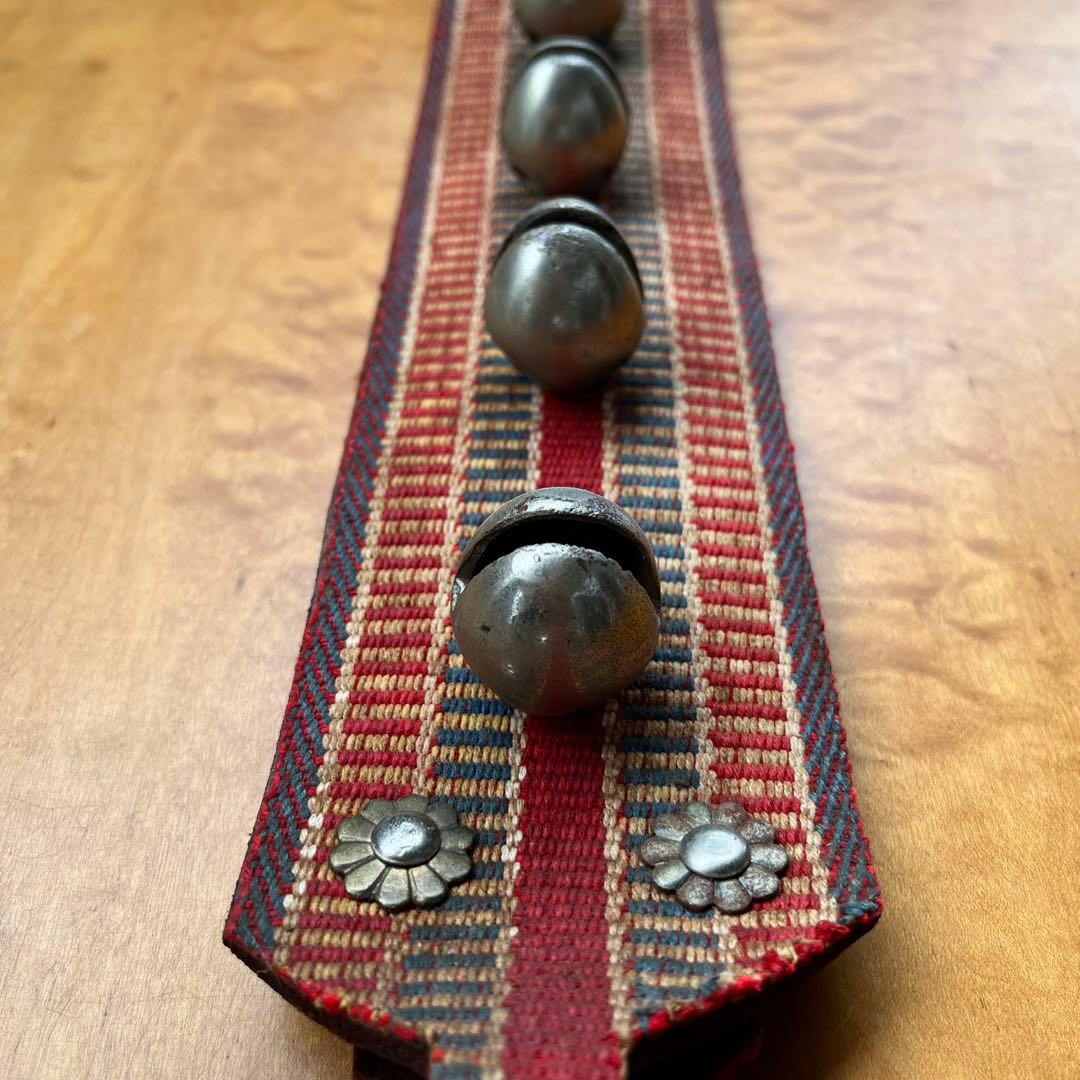 【 伝統工芸古民具 】馬鈴 （ドーナッツ型鈴×1・鈴×5） 約56cm ■熊よけ