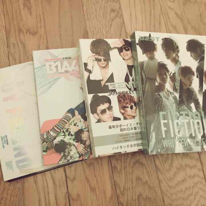 CD、DVD、写真集、雑誌など