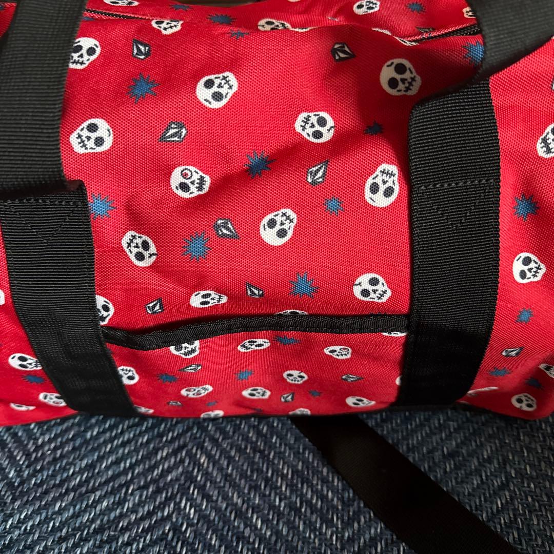 VOLCOM スカル柄 ボストンバッグ