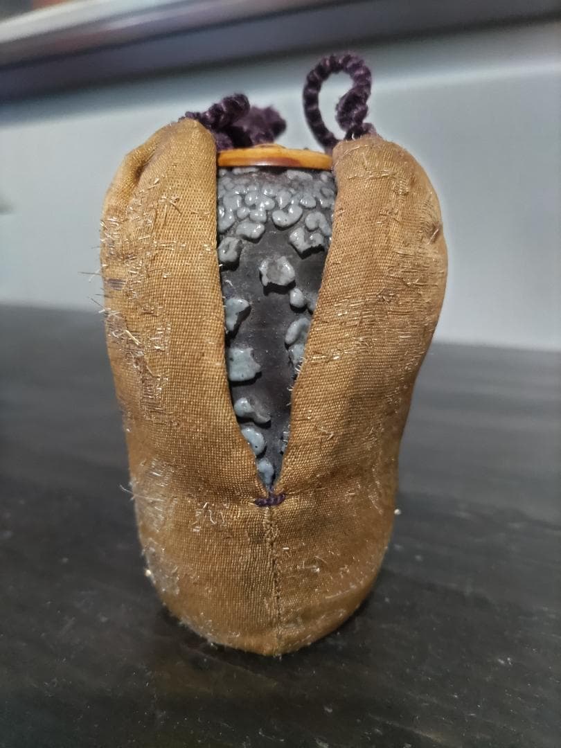 古薩摩 鮫肌釉 茶入　古裂・仕覆付 江戸時代